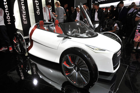 Audi-two-seat-electric-Urban-Concept-car-1.jpg
