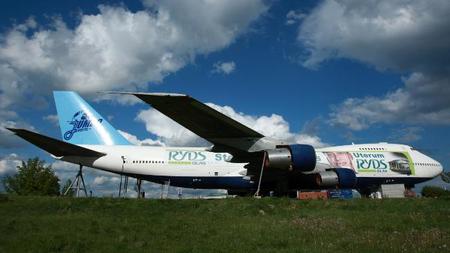 Boeing-747-4.jpg