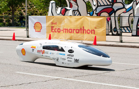 Energy-efficient-three-wheeler-1.jpg