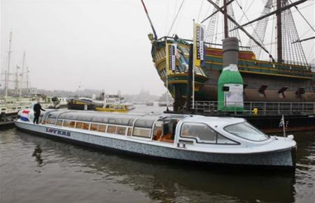 Fuel_cell_powered_boats.jpg