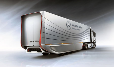 Mercedes-Benz-Aero-Trailer-Concept-1.jpg