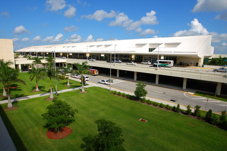 Southwest_Florida_International_Aiport_1.jpg