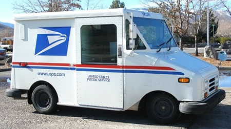 US-postal-trucks.jpg