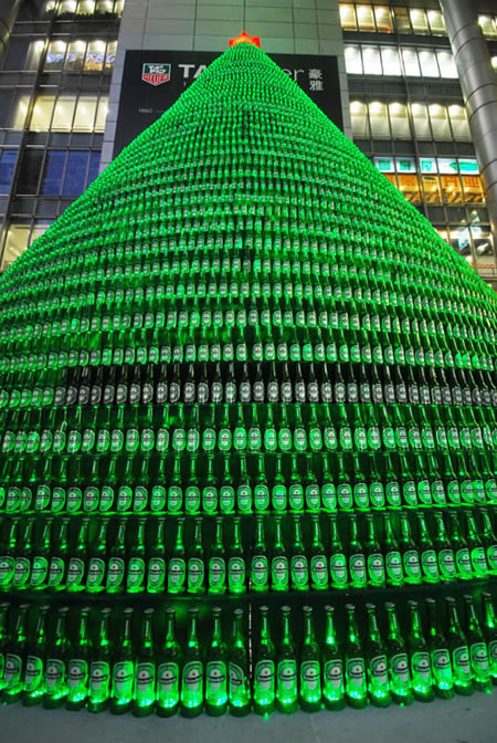 beer_bottles_christmas_tree2.jpg
