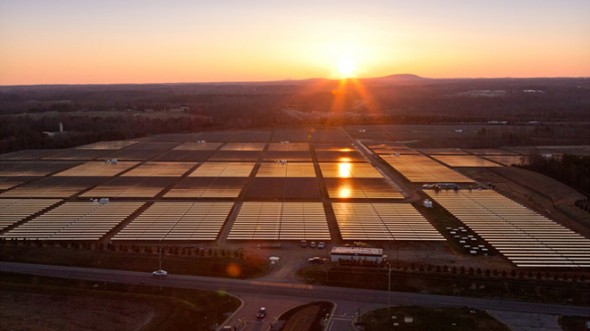biggest-private-solar-power-system-1