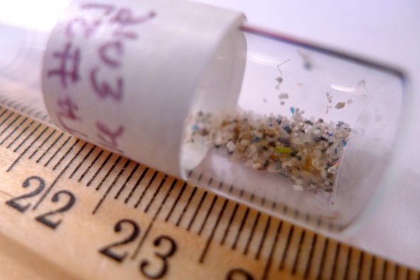 plastic-micro-beads