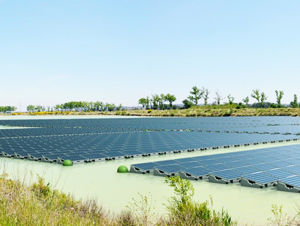 floating-solar-planet-ciel-terre