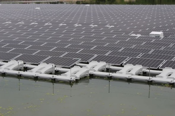 World's_Largest_Floating_Solar_Plant